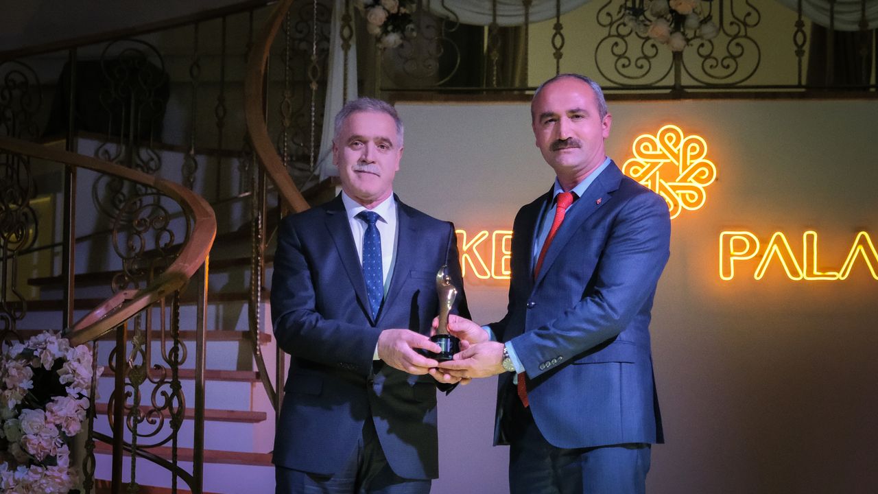 "Yılın Sosyal Sorumluluk Projesi Ödülü”nün sahibi Türkiye SMA Vakfı