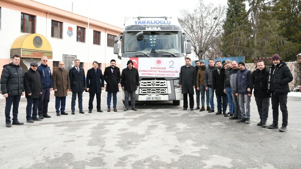 Eskişehir Cumhuriyet Başsavcılığı Yardım Araçları Yola Çıktı