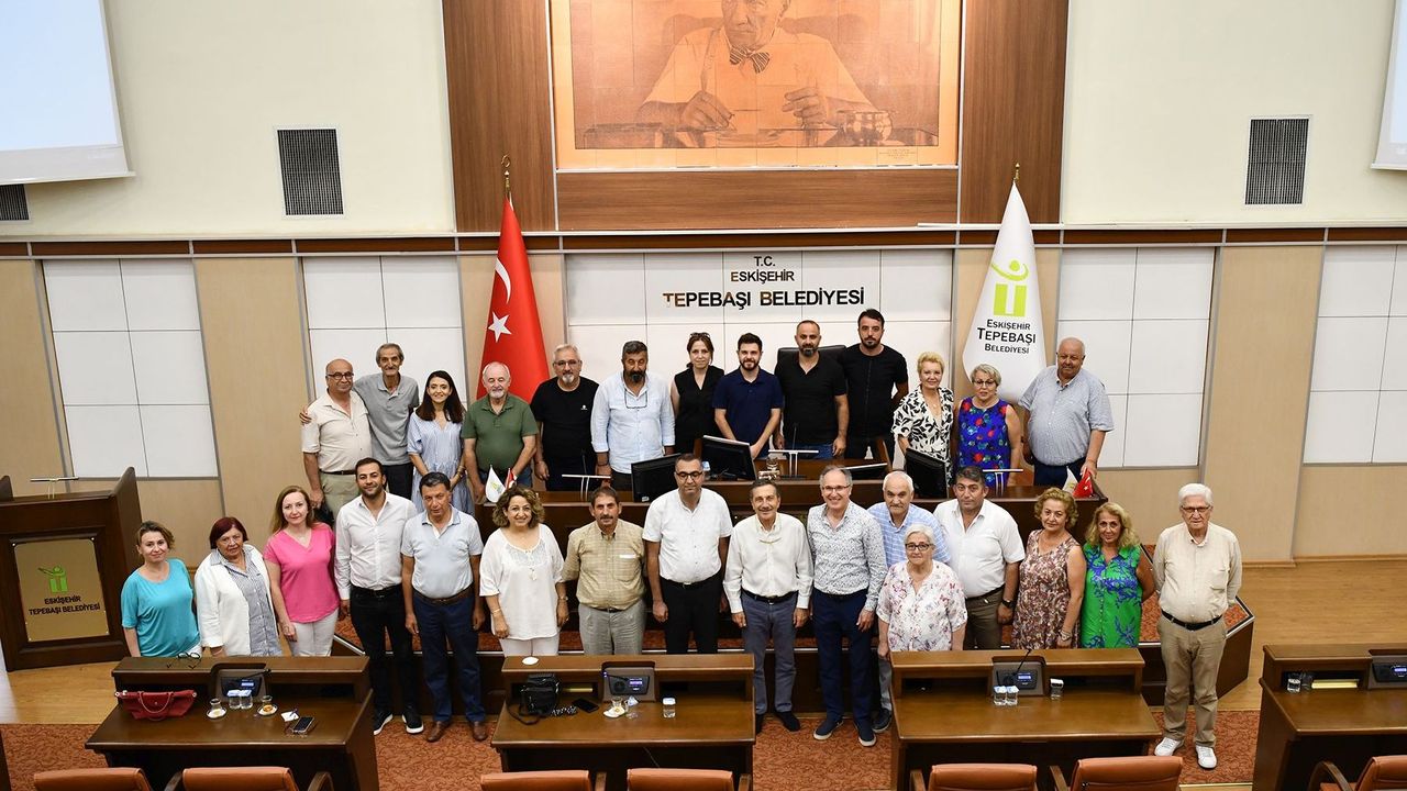 Başkan Ataç Meclis Üyeleri ve CHP Tepebaşı Örgütü ile Buluştu