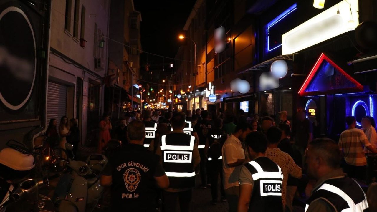 Eskişehir’de Polis Ekiplerinin Kontrollerinde 3 Bin 616 Şahıs Sorgulandı