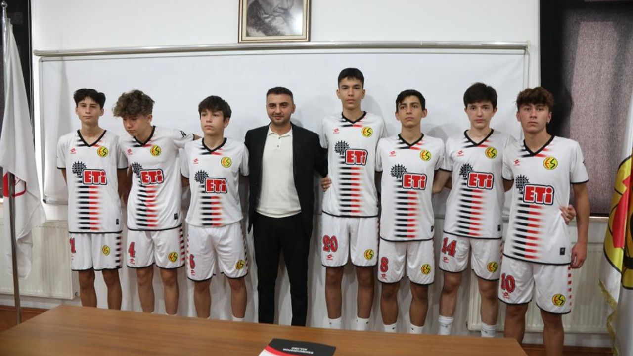 Odunpazarı Spor’dan Eskişehirspor Alt Yapısına 7 Futbolcu