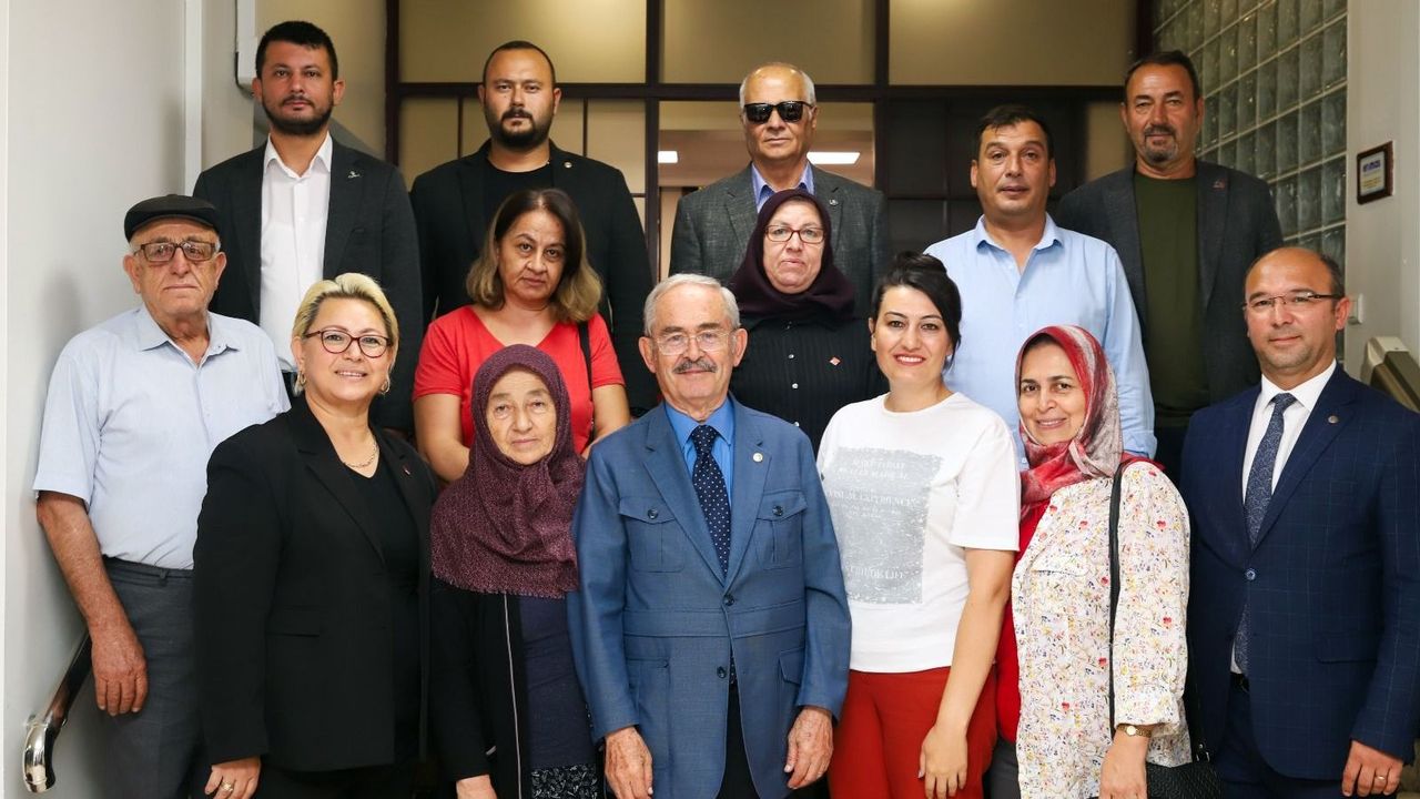 CHP İlçe Başkanlarından Büyükerşen'e Ziyaret