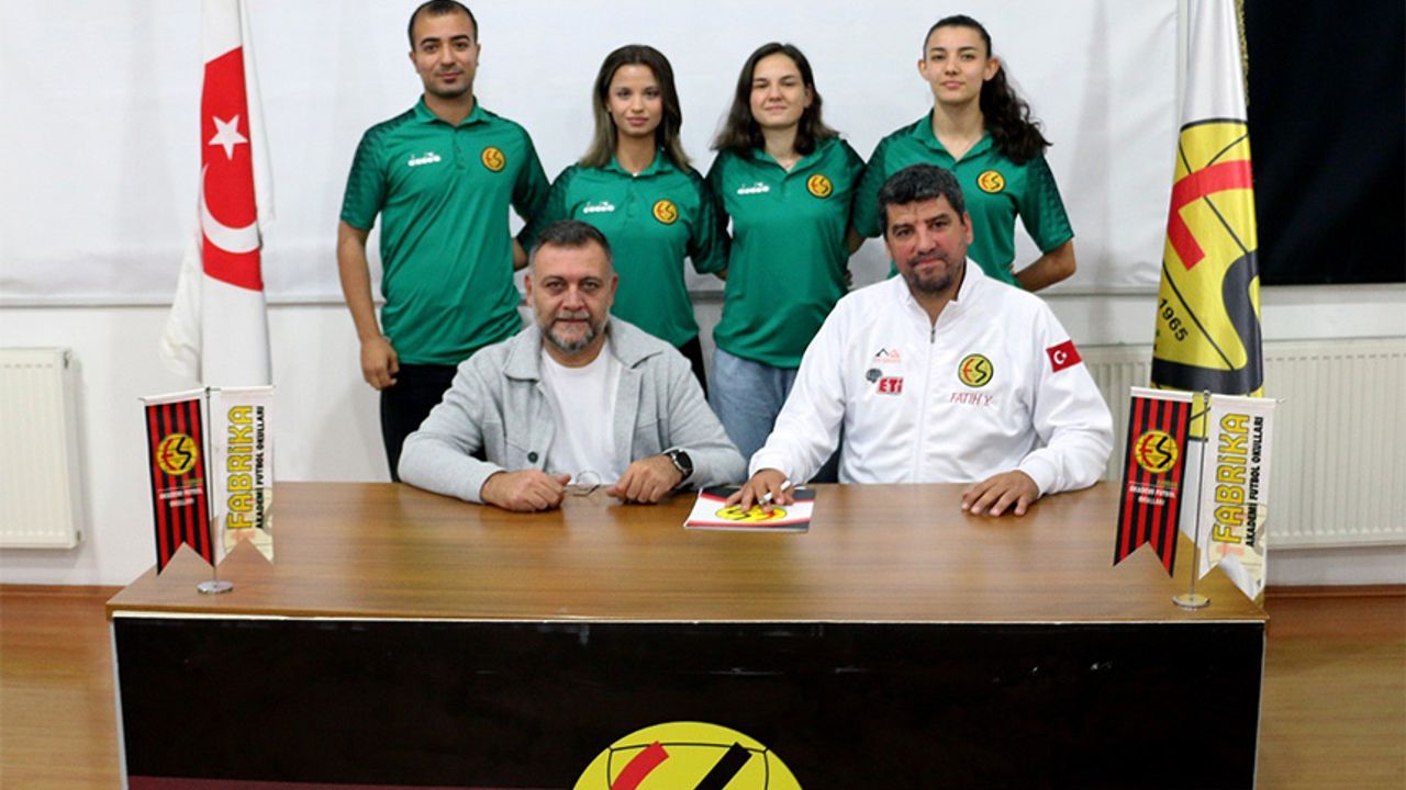 Eskişehirspor Fabrika Futbol Gelişim Akademisi'ne Yeni Antrenör