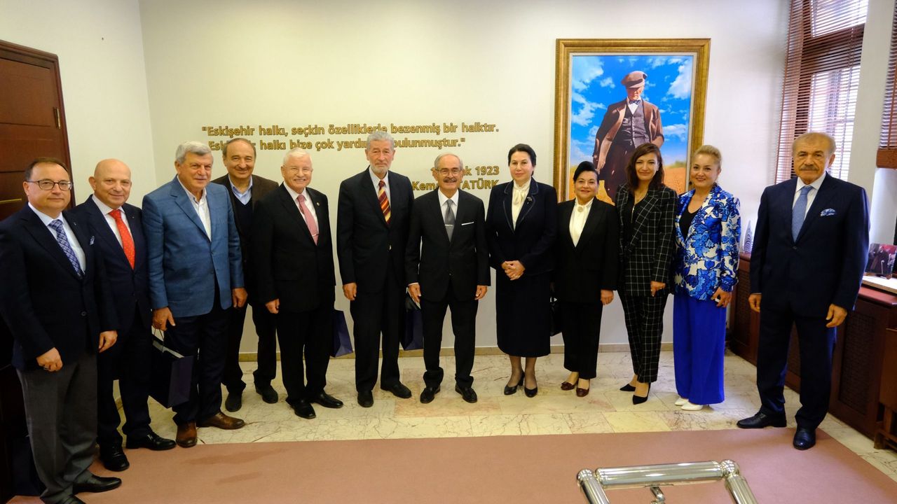 Kamu Görevlileri Etik Kurulundan Başkan Büyükerşen'e Ziyaret