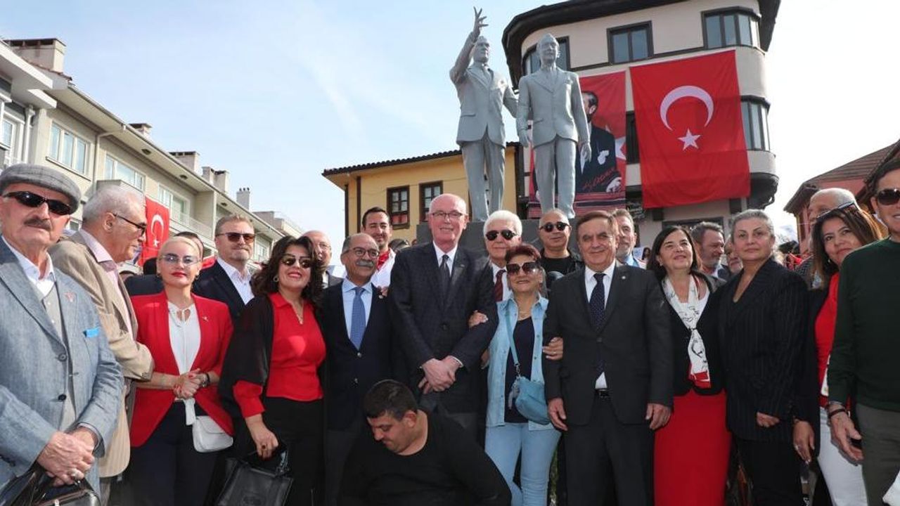 Odunpazarı 100. yılı Atatürk Anıtı ile Taçlandırdı