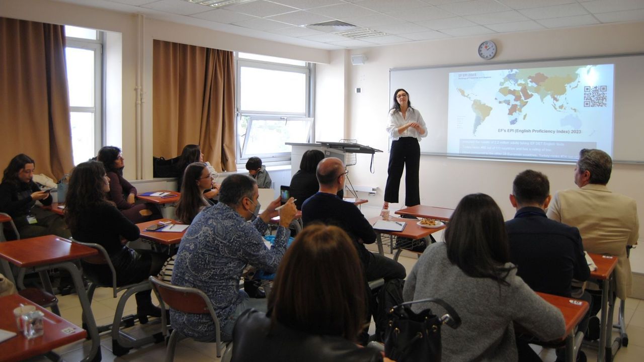 9. SLTEP Eğitmen Eğitimi ESOGÜ Yabancı Diller Yüksekokulunda Gerçekleşti