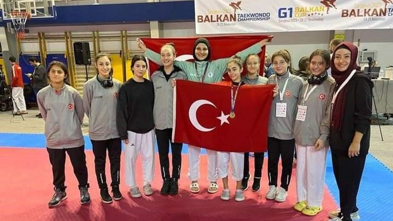 Eskişehirli Milli Sporcular Bosna Hersek’te 7 Madalya İle Döndü