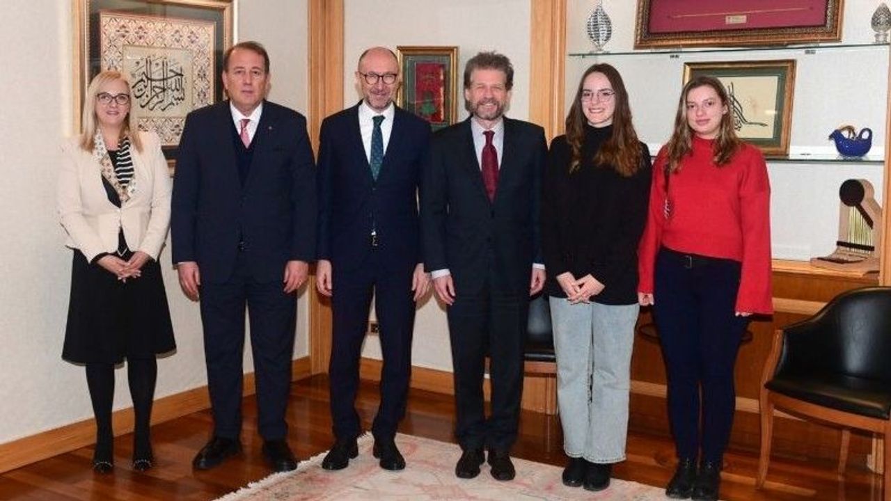 Kuzey Makedonya Cumhuriyeti Büyükelçisi Manasijevski ve Karacan'dan Rektör Erdal’a Ziyaret