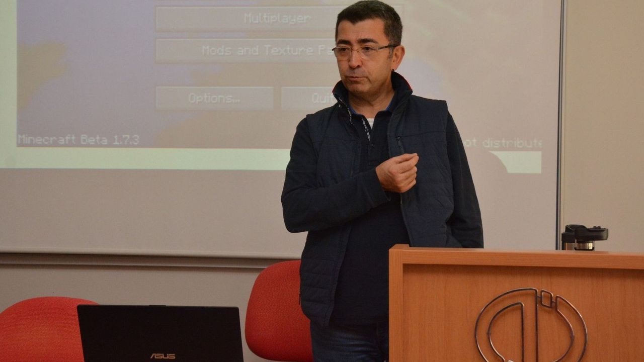 Anadolu Üniversitesi EMYO’dan ‘Teknoloji Bağımlılığı’ Semineri