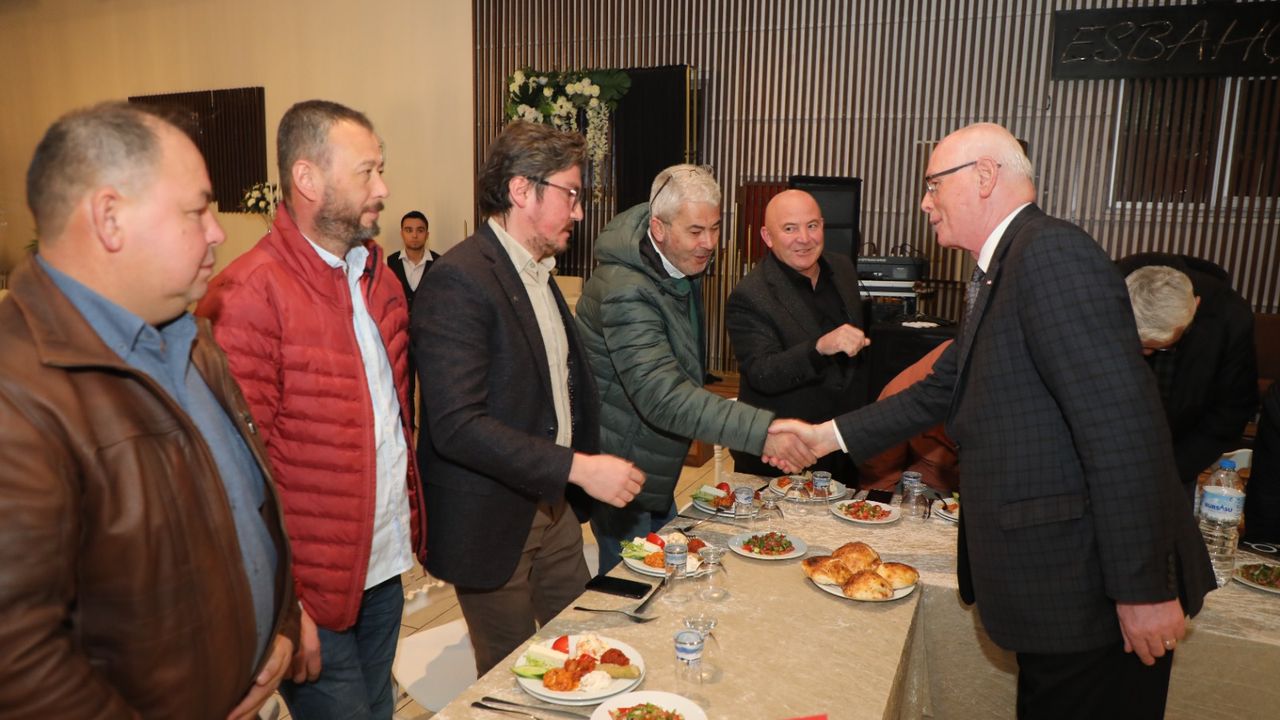Başkan Kazım Kurt Kırım Tatarları ile Bir Araya Geldi