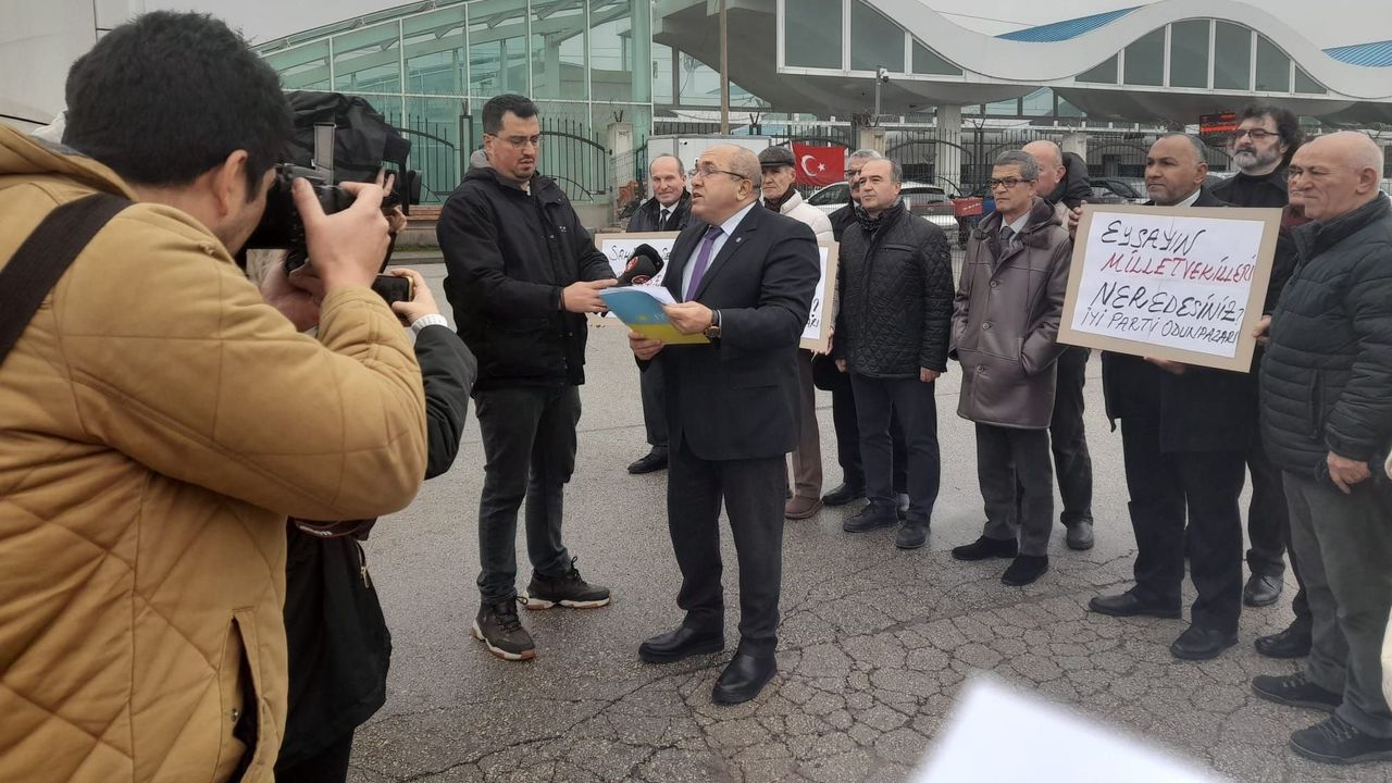 Buraya Eskişehirlilerin Verdiği Paralar, Ankara Demirspor'a Gidiyor