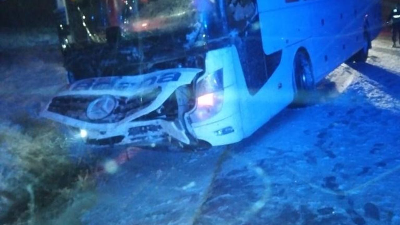 Eskişehir’de Zincirleme Trafik Kazası, 2 Yaralı