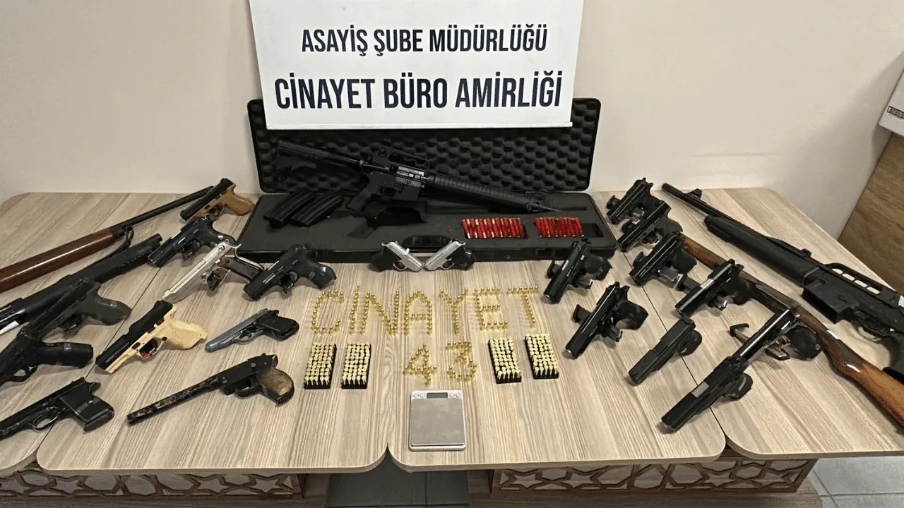 Silah Ticareti Operasyonunda 16 Gözaltı