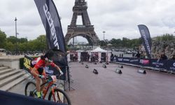 Son pedalı Paris'te çevirdiler