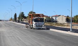Yeni yola ilk çizgiler
