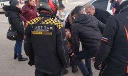 Eskişehir’de otomobilin çarptığı kadın yaralandı.
