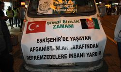 Afganistanlılar Deprem Bölgesine Yardım Gönderdi
