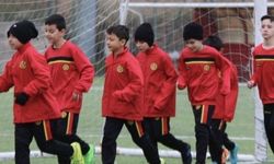 Eskişehirspor Depremzede Çocukları Unutmadı