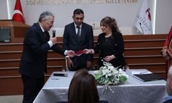 Destek Almaya Gittikleri Valilikte Dünya Evine Girdiler