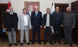 Karadenizliler Derneğinden Başkan Kurt'a Ziyaret