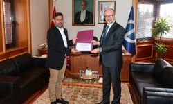 Uluslararası Öğrencilerden Depremzedeler İçin Bağış