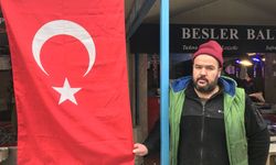 Dükkânlar Türk Bayraklarıyla Donatıldı