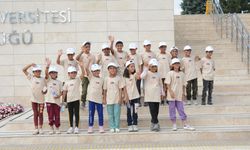 Anadolu Üniversitesi Mevsimlik Çocuk Tarım İşçilerini Ağırladı