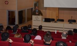 Edebiyat Fakültesinden "Milli Devlet ve Cumhuriyet'in Anlamı Üzerine" Konferansı