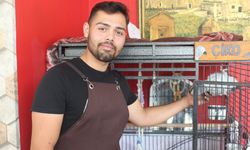 Eskişehir'de Beslenen Bu Papağan Yaptıklarıyla Dikkat Çekiyor