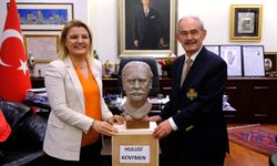 İzmit Belediye Başkanı Hürriyet'ten Başkan Büyükerşen'e Teşekkür Ziyareti