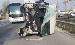 Şoför Kabini Kopan Tırın Sürücüsü Yaralandı