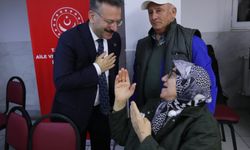 Vali Hüseyin Aksoy'dan Anlamlı Huzurevi Ziyareti
