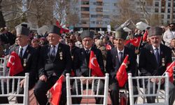 Eskişehir'de 'Şehitler Anıtı' Görkemli Bir Törenle Açıldı