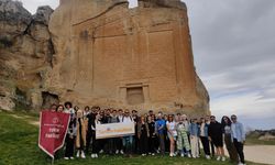 Öğrenciler Turizm Haftası'nı Yazılıkaya'da Kutladı