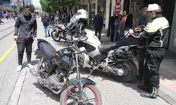 52 Motosikletliye Ceza Kesildi