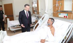 Vali Aksoy'dan Yaralı Polise Ziyaret