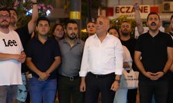 CHP'lilerden 'Düşük Ücret' Eylemi