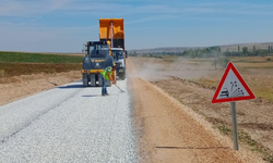 Kırsal Kesimlerde Yol Çalışmaları Devam Ediyor