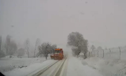 O İlçede Ani Bastıran Kar Ulaşımı Zorlaştırdı