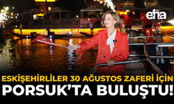 Eskişehirliler 30 Ağustos Zaferi İçin Porsuk’ta Buluştu!
