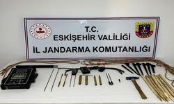 Eskişehir'de Jandarma Harekete Geçti: Kaçak Kazı Yapan 5 Şüpheli Yakalandı!