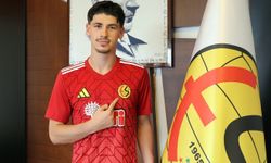 Altyapıda Yetişmişti, Yeniden Yuvada: 21 Yaşındaki Oyuncu Eskişehirspor’da!