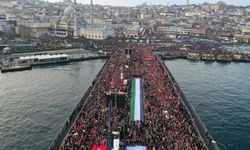 Galata Köprüsü’nde Filistin İçin Büyük Yürüyüş