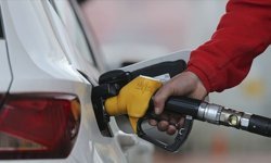 Akaryakıta Yeni Zam Yolda: Tabelalar Değişiyor! 10 Nisan 2026 Benzin, Motorin ve LPG Fiyatları