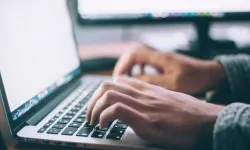 Devlette İş Arayanlar Dikkat! KGM Yüzlerce Kişi Alacak