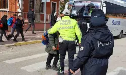 Eskişehir'de Okul Güvenliği Sıkılaştı: 437 Kişi Sorgulandı