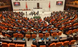 Memurlara 4 Gün Mesai Dilekçesi TBMM'de: Binlerce Başvuru Geldi