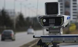 Trafikte Yeni Ceza Tarifesi Belli Oldu: Hız Aşımında Ehliyete El Konulacak!