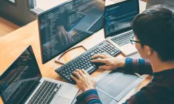 Mühendisler ve Yazılımcılar Dikkat: 1363 Merkezde İş Fırsatı