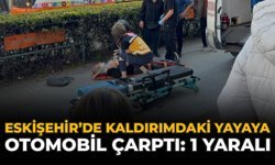 Eskişehir’de Kaldırımdaki Yayaya Otomobil Çarptı: 1 Yaralı
